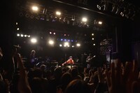 「さかいゆう TOUR 2015“ジャスミン”」福岡・DRUM Be-1公演の様子。