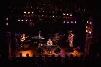 「さかいゆう TOUR 2015“ジャスミン”」福岡・DRUM Be-1公演の様子。