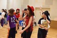 チャオ ベッラ チンクエッティによるダンスレッスンの様子。