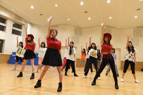 チャオ ベッラ チンクエッティによるダンスビデオ収録の様子。