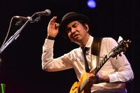 田島貴男「ひとりソウル・ツアー 2015」東京公演の様子。