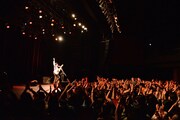 田島貴男「ひとりソウル・ツアー 2015」東京公演アンコールの様子。