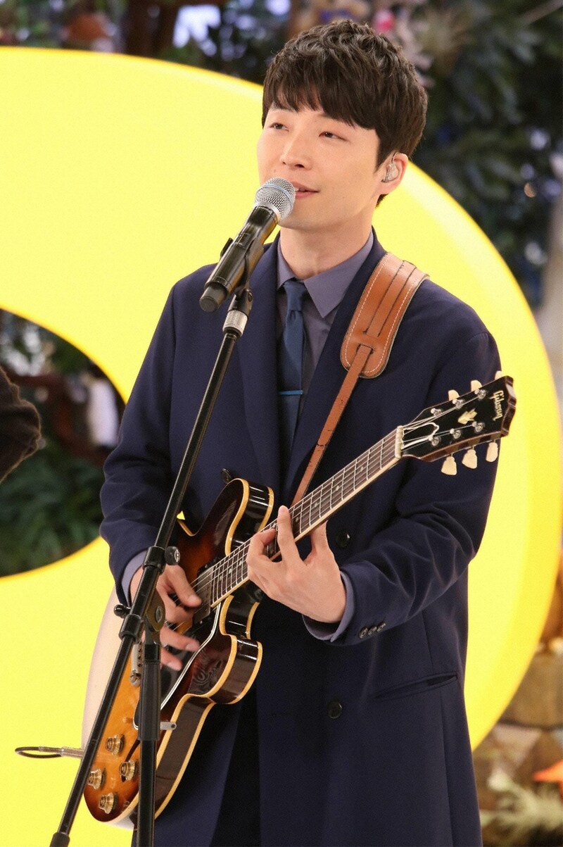 星野源 (c)フジテレビ