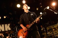 松崎兵太（G, Cho）（撮影：半田安政[showcase]）