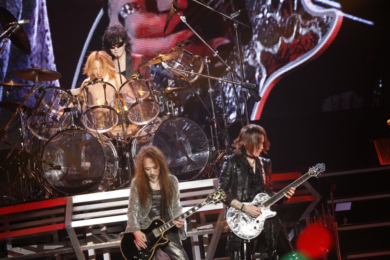 X JAPAN、“飛ばし過ぎ”なライブで横アリ4DAYS折り返し - 音楽ナタリー