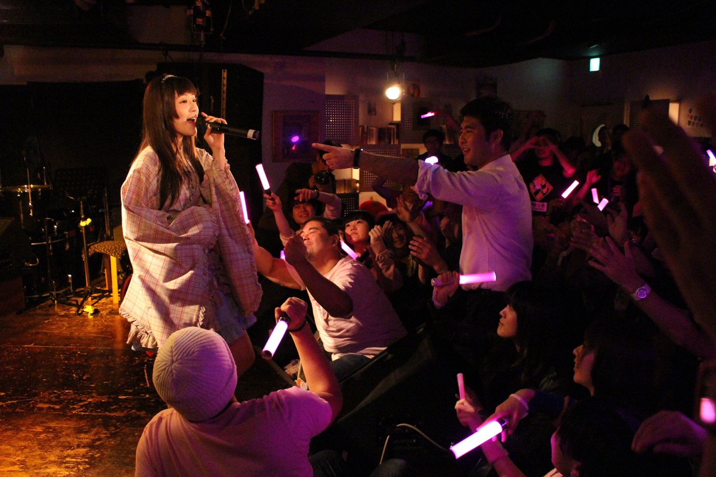 東京・鈴ん小屋で開催された「秘すれば花」の様子。（写真提供：YOU'LL RECORDS）