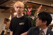 「釣りバカ日誌～新入社員 浜崎伝助～」第7話に出演するTo-i（左）。