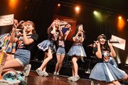 「PASSPO☆フライトツアーROCK周年ツアー アリガート便」ファイナル公演の様子。