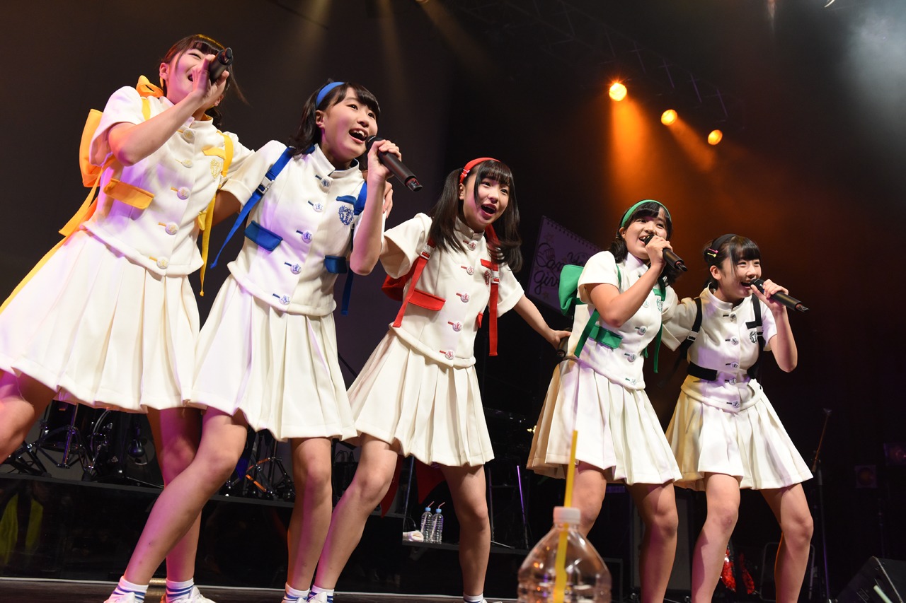ぷちぱすぽ☆による歌唱の様子。