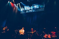 佐藤竹善「Your Christmas Night Again」東京・Billboard Live TOKYO公演の様子。