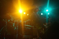 平井大「More Slow & Easy」ツアーファイナルの模様。（写真提供：エイベックス・ミュージック・クリエイティヴ）