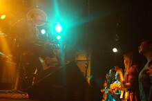 平井大「More Slow & Easy」ツアーファイナルの模様。（写真提供：エイベックス・ミュージック・クリエイティヴ）