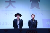 左から登坂広臣、今市隆二。