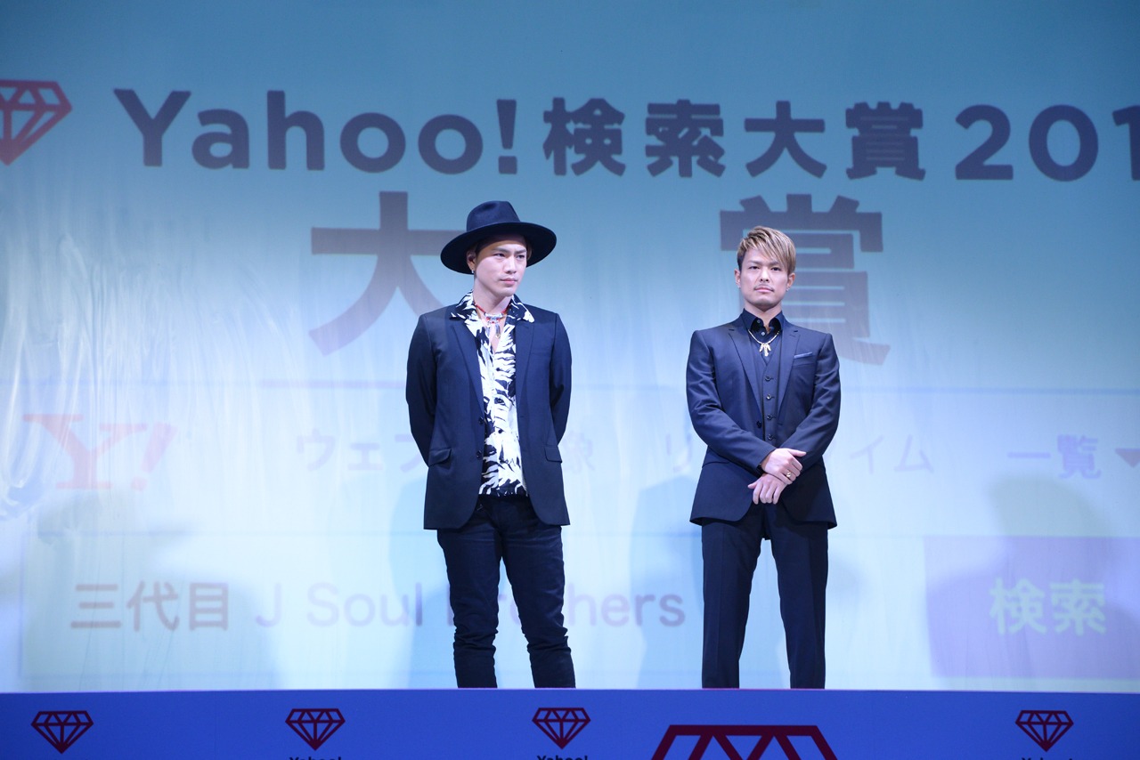左から登坂広臣、今市隆二。