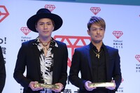 左から登坂広臣、今市隆二。