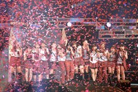 「モーニング娘。'15 コンサートツアー秋～PRISM～」ファイナル公演の様子。