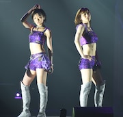 左から工藤遥、生田衣梨奈。