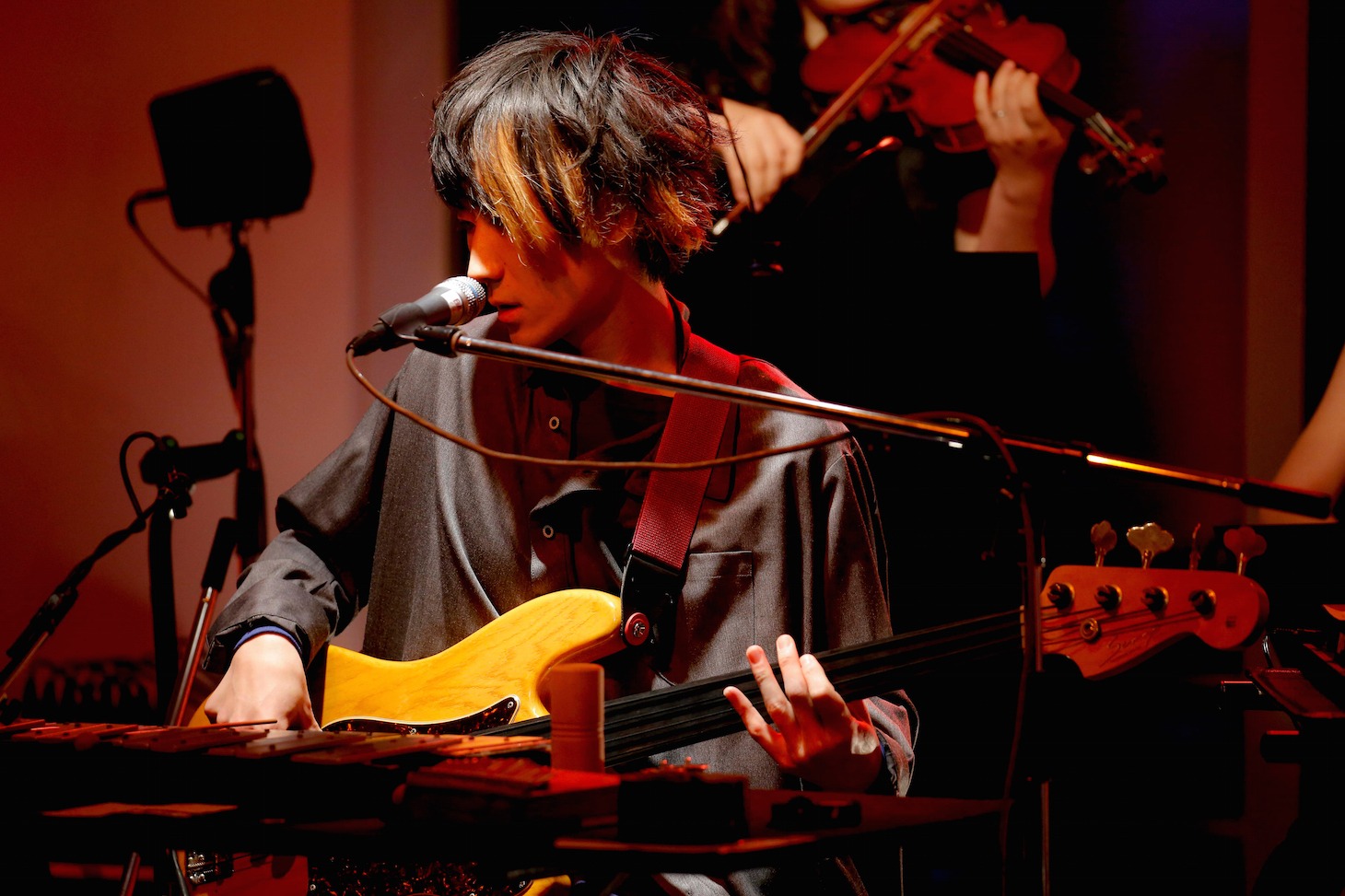 ヤマシタタカヒサ（B, Cho）（Photo by Hajime Kamiiisaka）
