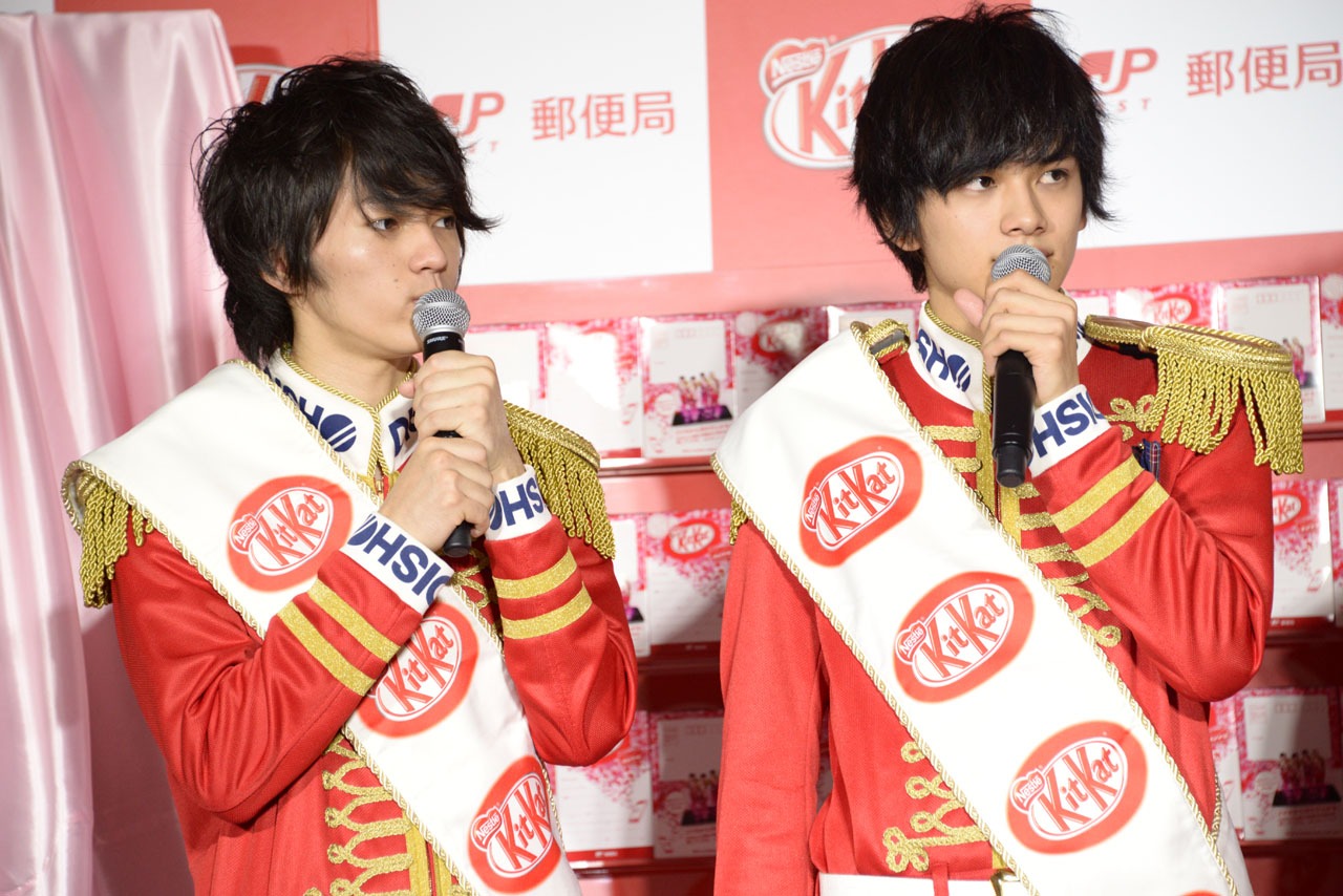左からMASAKI、TAKUMI。