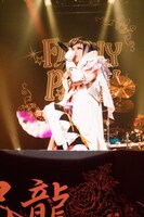 黒崎眞弥（Vo / 己龍）（写真提供：B.P.RECORDS）