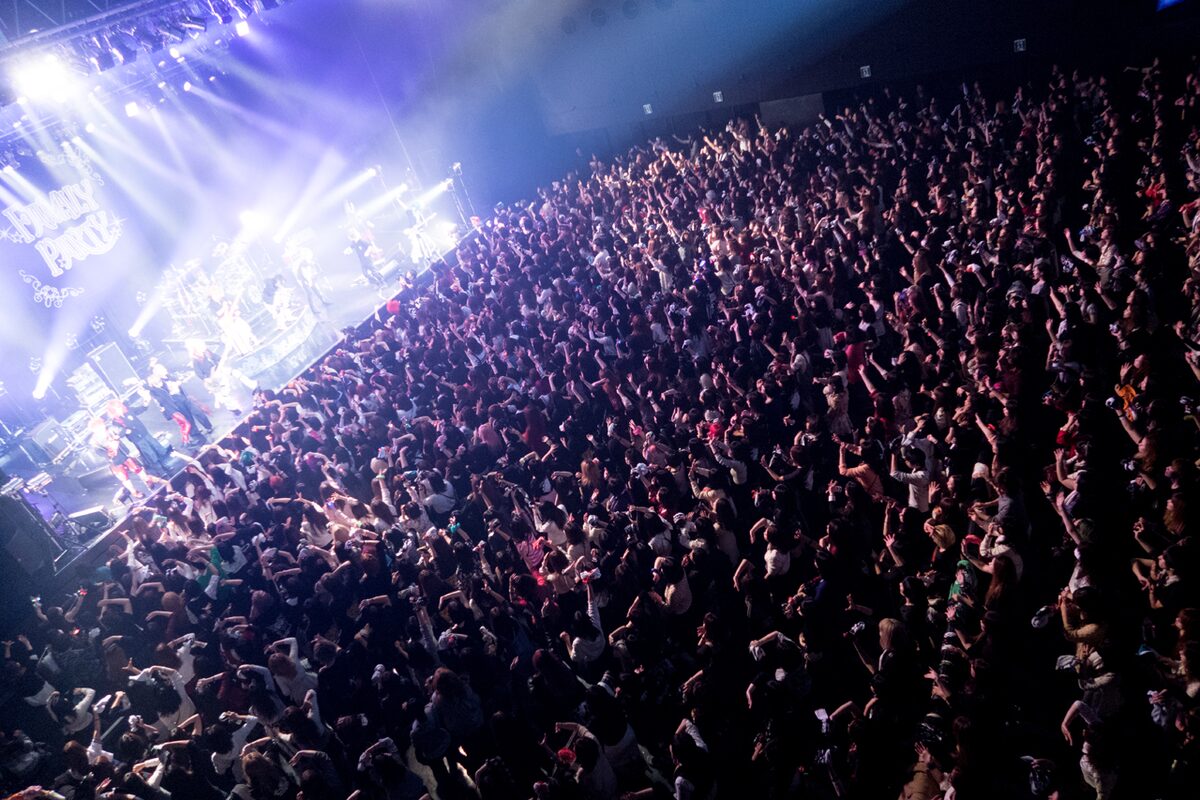 己龍 Royz コドモドラゴン合同ツアーで闘志むき出し競演 音楽ナタリー
