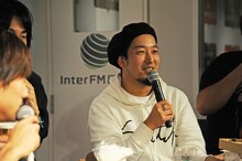 菊池信也（Vo, G / OVER ARM THROW）