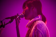 佐藤千亜妃（Vo, G / きのこ帝国）（Photo by Hajime Kamiiisaka）