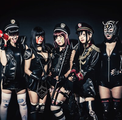 夏の魔物「東京妄想フォーエバーヤング / ダーリン no cry!!!」ブラックDPG Ver.のジャケット。