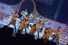 「さくら学院 5th Anniversary LIVE ～ for you ～」の様子。
