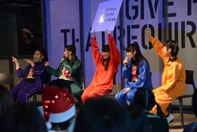 チームしゃちほこ「さきどりクリスマスパーティー！」の様子。