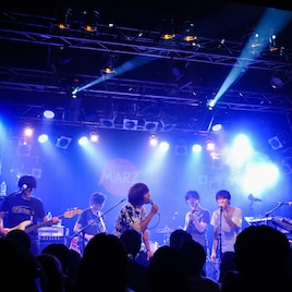 The Flickers企画、Xmas曲カバーで吉田ヨウヘイ&HAPPYのAlecとコラボ