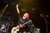 HIROKAZ（G）（撮影：ヤオタケシ）