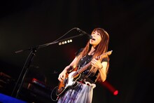 矢井田瞳「矢井田瞳 LIVE TOUR "15"」東京・赤坂BLITZ公演の様子。（Photo by Rina Kihara）