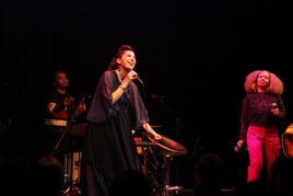 妊娠8カ月の福原美穂、ビルボードでmabanua＆EMI MARIAと笑顔の共演