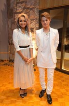 Crystal Kayと今市隆二（三代目 J Soul Brothers from EXILE TRIBE）。