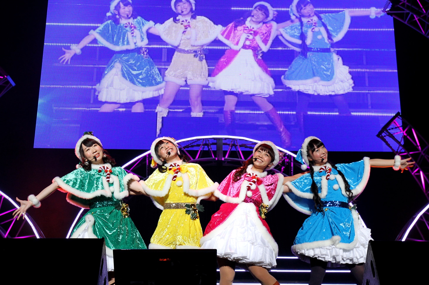 「ミルキィホームズ Presents ブシロードライブ 2015」でのミルキィホームズ。（写真提供：ブシロード）