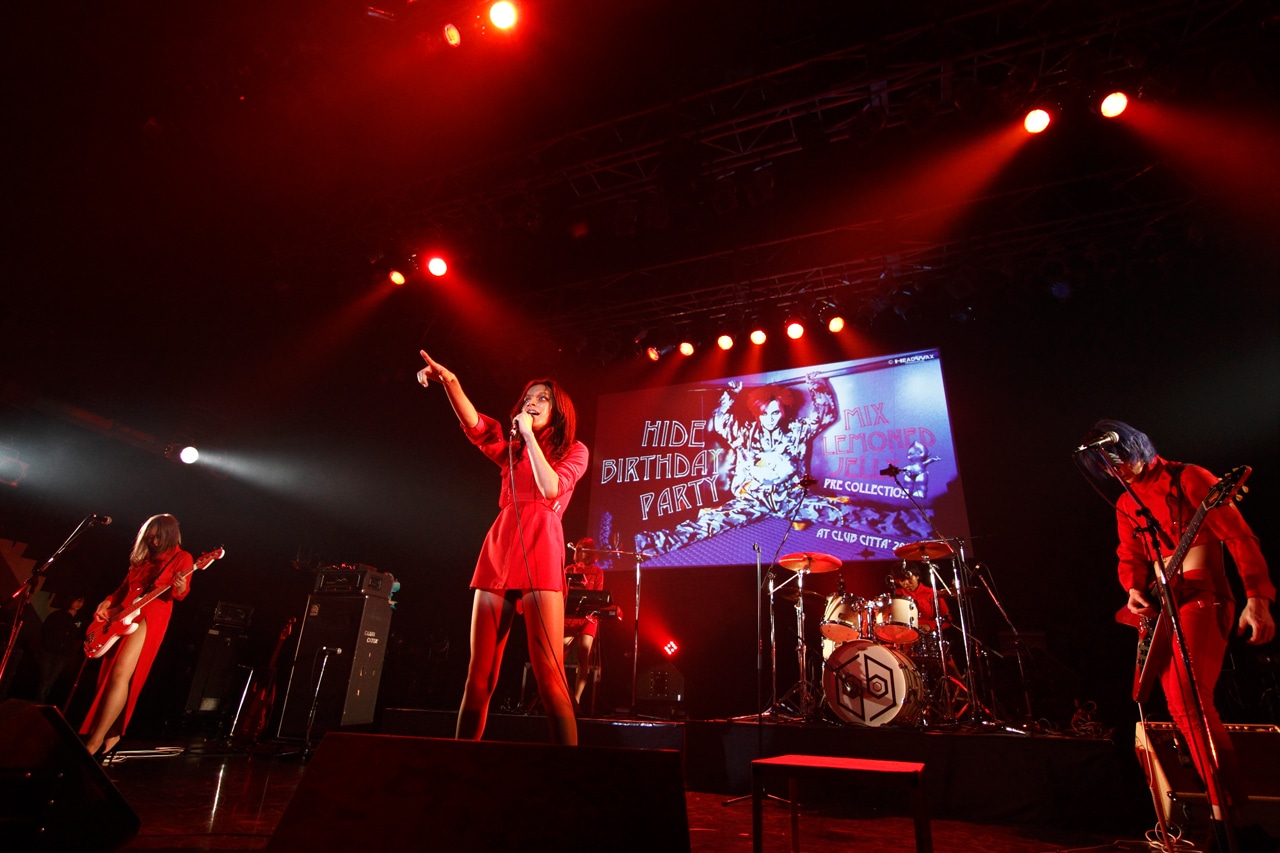 女王蜂（写真提供：HEADWAX ORGANIZATION CO., LTD.）