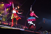 左から廣田あいか、中山莉子。