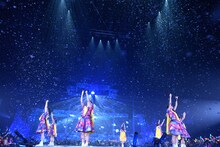 「私立恵比寿中学 年忘れ大学芸会2015『エビ中のオールアトラクスター』」の様子。