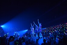 「私立恵比寿中学 年忘れ大学芸会2015『エビ中のオールアトラクスター』」の様子。