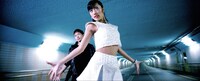 藤田奈那「右足エビデンス」MVのワンシーン。 (c)AKS