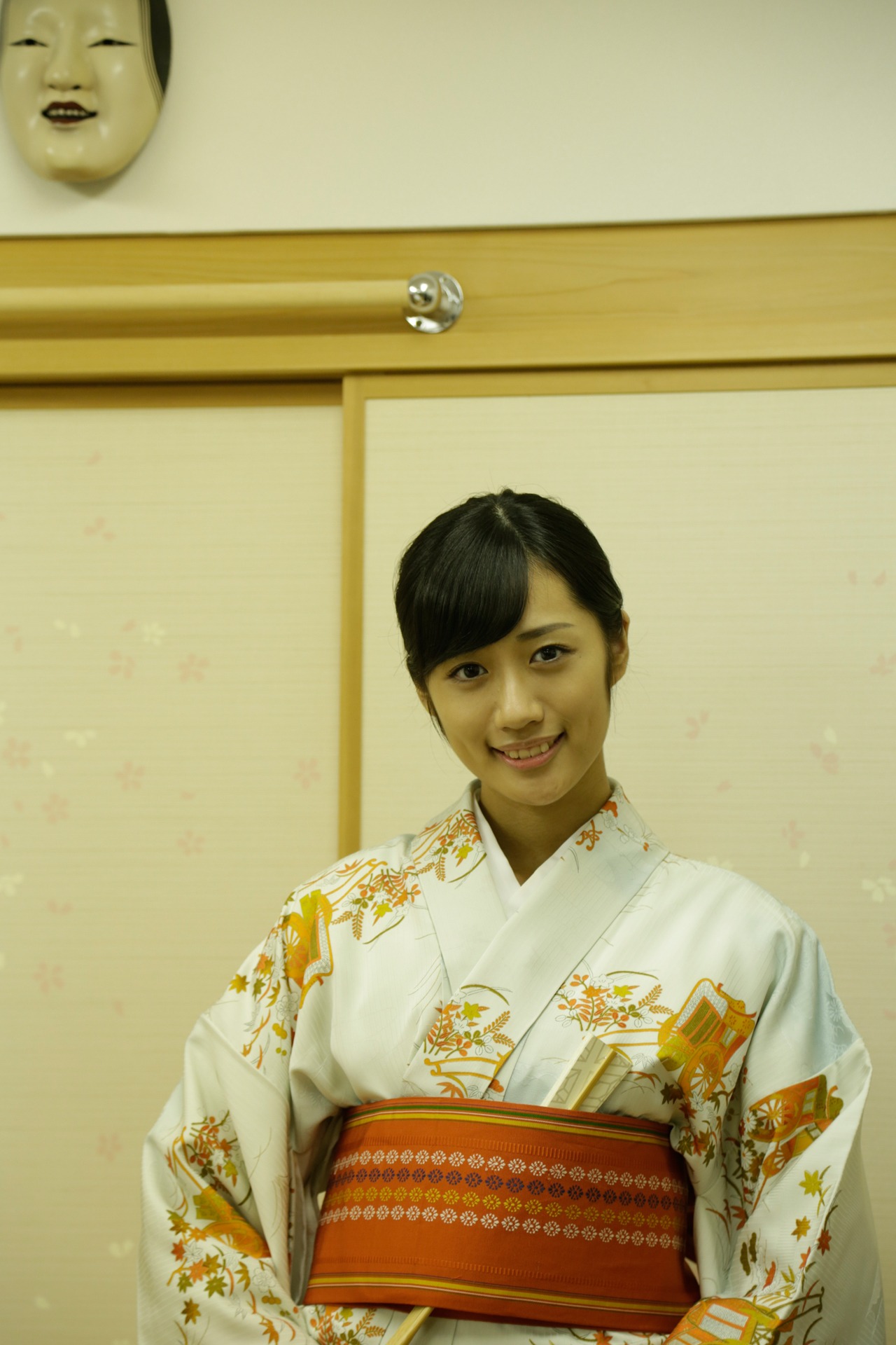 「AKBホラーナイト アドレナリンの夜」第27話「死舞」のワンシーン。(c)AKBホラーナイト製作委員会