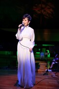 「安倍なつみ Gloria Chapel Concert～Shiny Night!～」の様子。（写真提供：アップフロント）