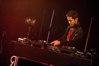 DJ JIN （Photo by YOHEI OGASAWARA）
