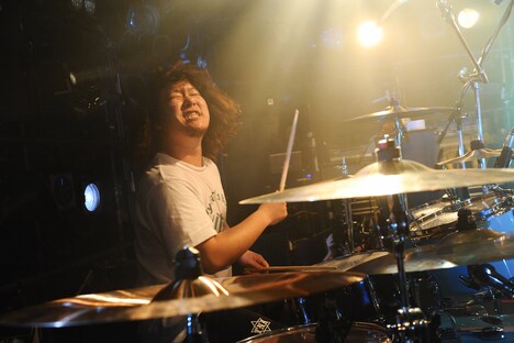 山田淳（Dr）（撮影：藤川正典）