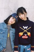 雑誌「NYLON JAPAN」がビジュアルプロデュースを担当した「REFLECTION」Type-Bフォトブックのワンカット。