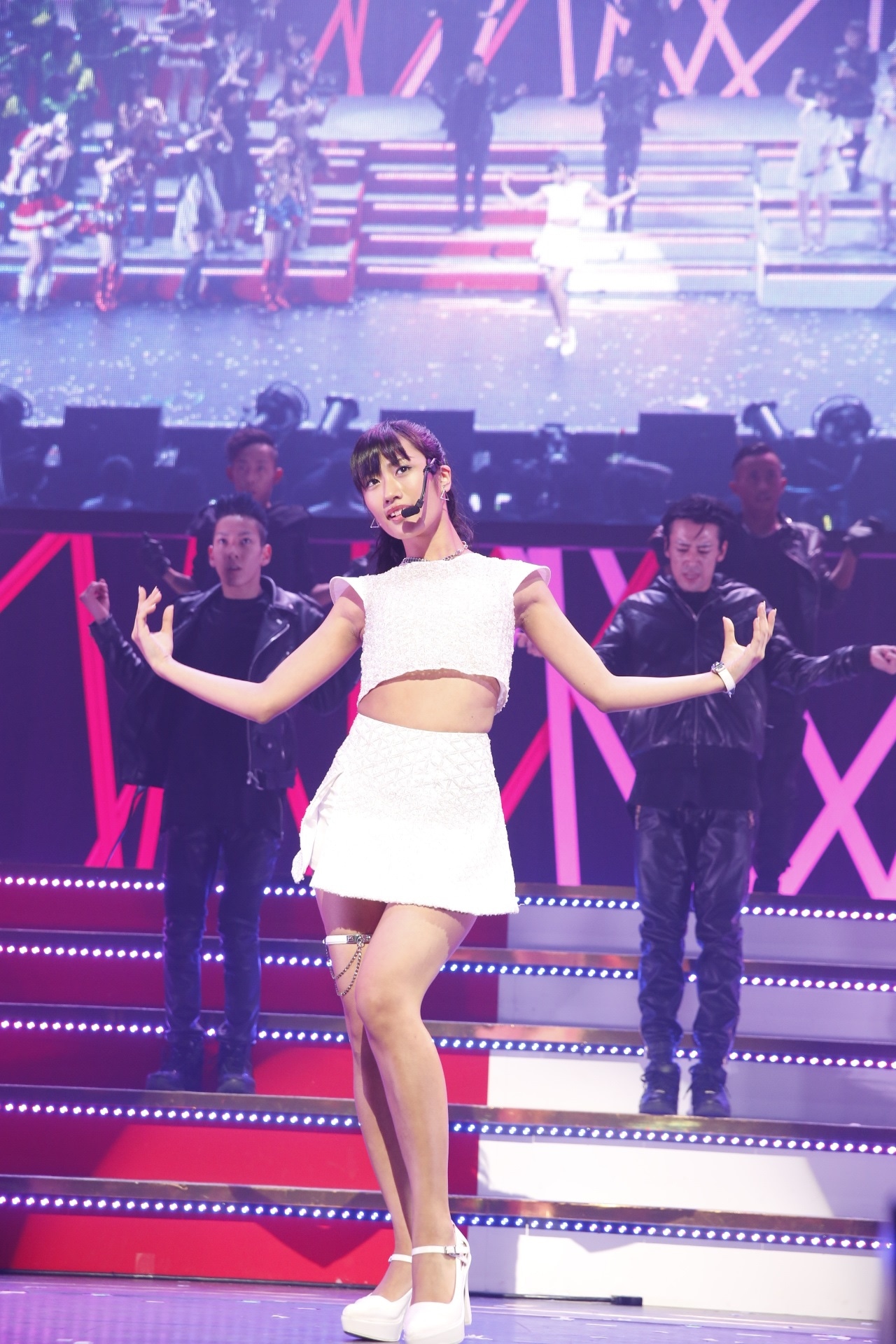 藤田奈那 (c)AKS
