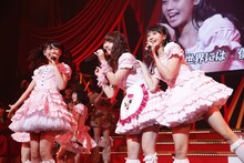 「第5回 AKB48紅白対抗歌合戦」の様子。(c)AKS
