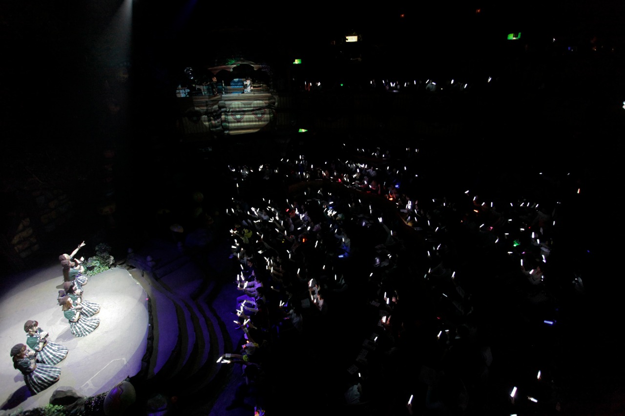 「清 竜人25×サンリオピューロランド25周年。スペシャルコラボライブ!!」の様子。（写真提供：TOY'S FACTORY）(c)2015 SANRIO CO.,LTD.