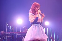 MACO（写真提供：Virgin Music）